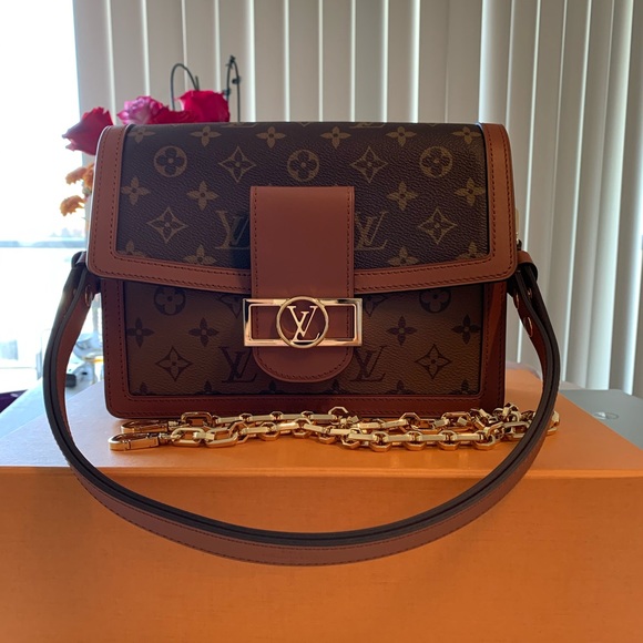 Authentic Louis Vuitton Dauphine MM Monogram Bag - Picture 1 of 8